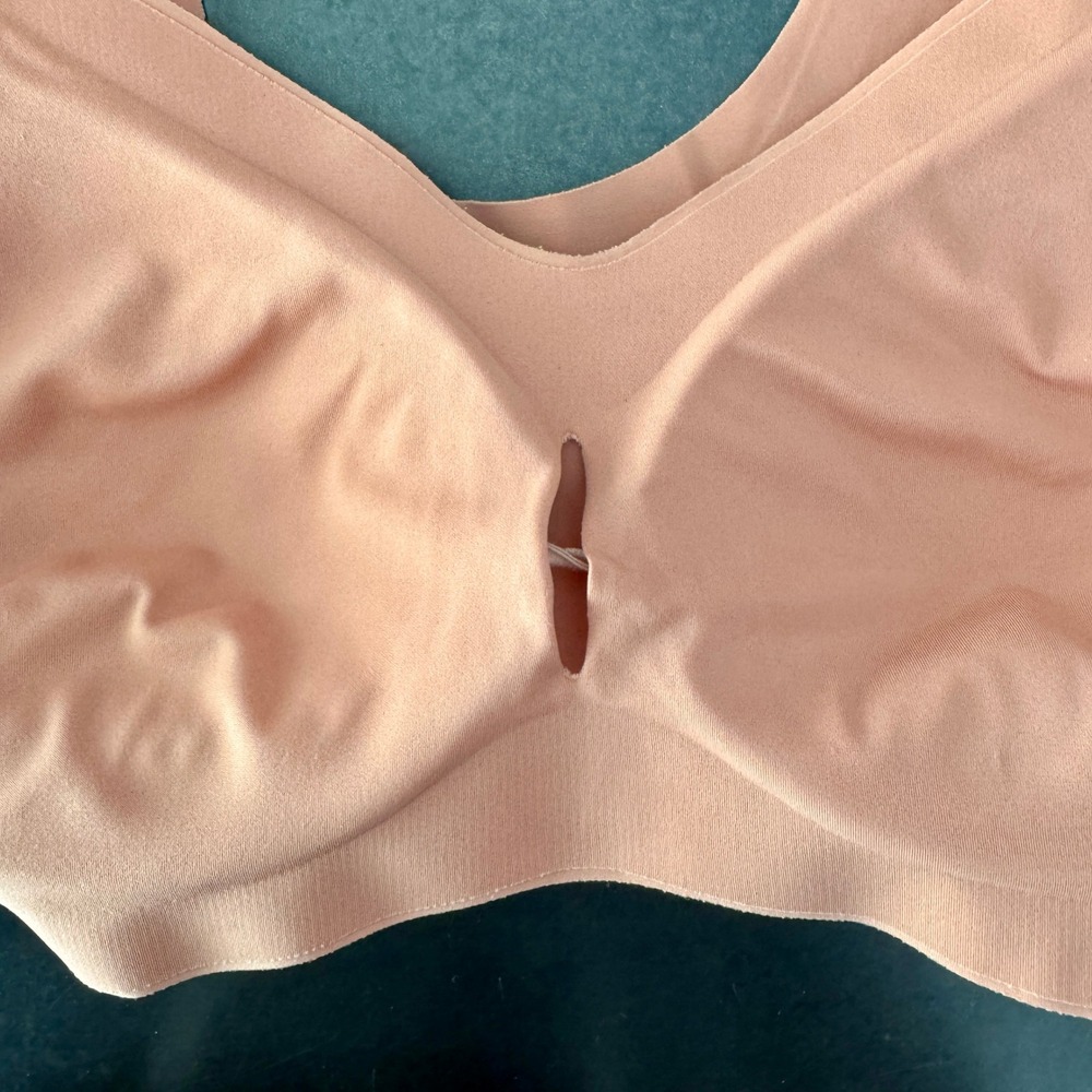 Thirdlove Padded Pullover Smoothing Wireless Bra … - image 5